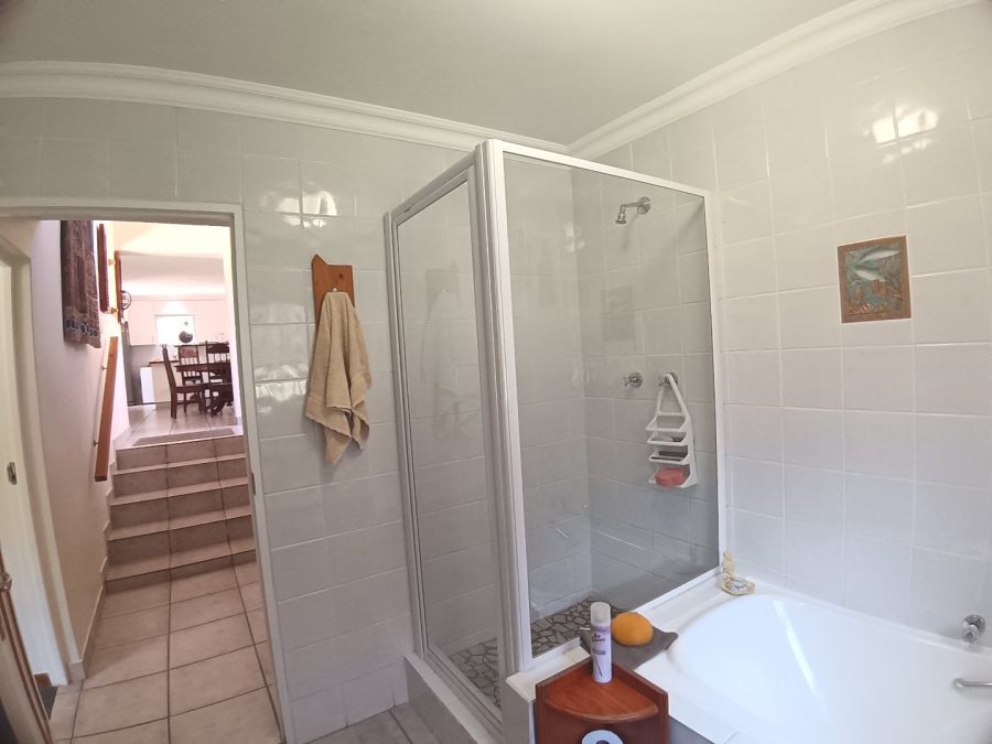 3 Bedroom Property for Sale in Dolphin Creek Golf Estate Western Cape